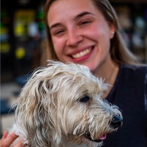 Meet your Posher, Tessa